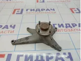Кронштейн термомуфты Toyota Tundra (XK50) 16380-0S010