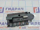 Блок управления климатической установкой Toyota Tundra (XK50) 84010-0CB80