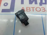 Кнопка обогрева переднего правого сиденья Toyota Tundra (XK50) 84751-0C040
