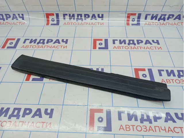 Накладка порога переднего левого внутренняя Toyota Tundra (XK50) 67914-0C050-C0