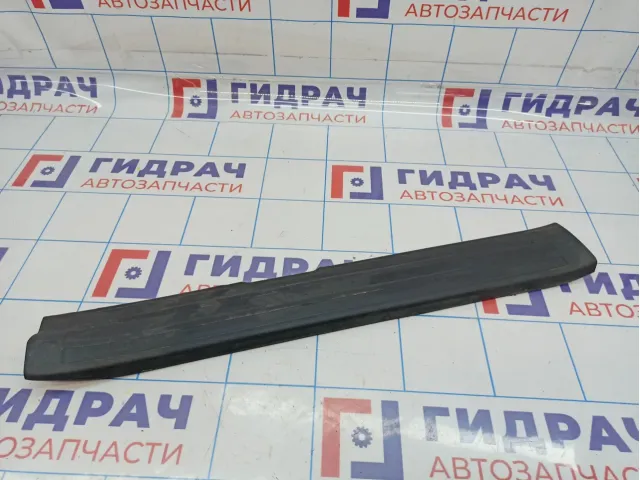 Накладка порога переднего правого внутренняя Toyota Tundra (XK50) 67913-0C050-C0