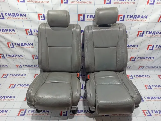 Комплект сидений Toyota Tundra (XK50)