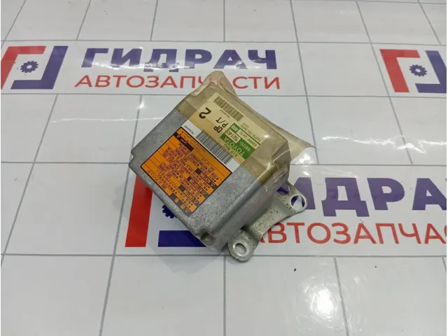 Блок управления AIR BAG Toyota Vitz (XP10) 8917052140