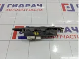 Блок управления стеклоподъемниками Toyota Vitz (XP10) 8482052010