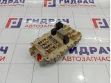 Блок предохранителей Toyota Vitz (XP10) 8273252010