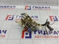 Блок предохранителей Toyota Vitz (XP10) 8274152010