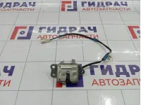 Замок багажника Toyota Vitz (XP10) 6935052170