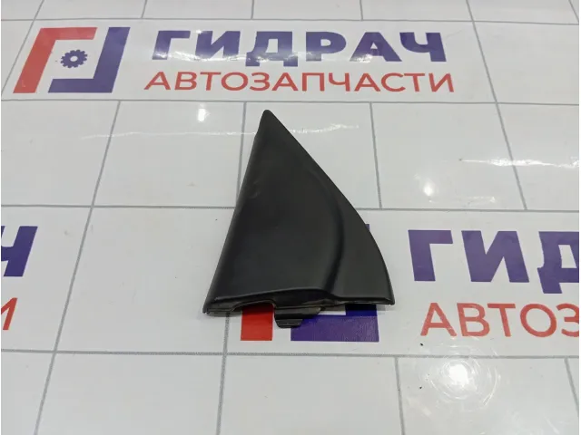Крышка зеркала внутренняя левая Toyota Vitz (XP10) 6749252010