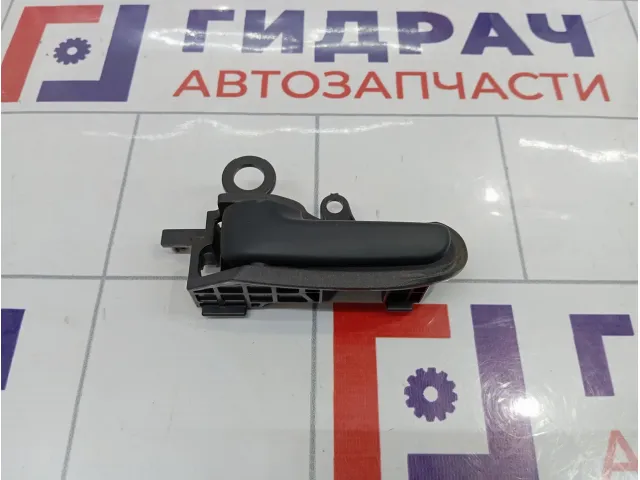 Ручка двери внутренняя левая Toyota Vitz (XP10) 6920652040B3