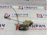 Замок двери передний правый Toyota Vitz (XP10) 6931052240