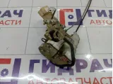 Замок двери задний правый Toyota Vitz (XP10) 6933052150