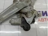 Стеклоподъемник задний правый Toyota Vitz (XP10) 6980352010