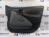 Обшивка двери передней правой Toyota Vitz (XP10) 6761052212B3