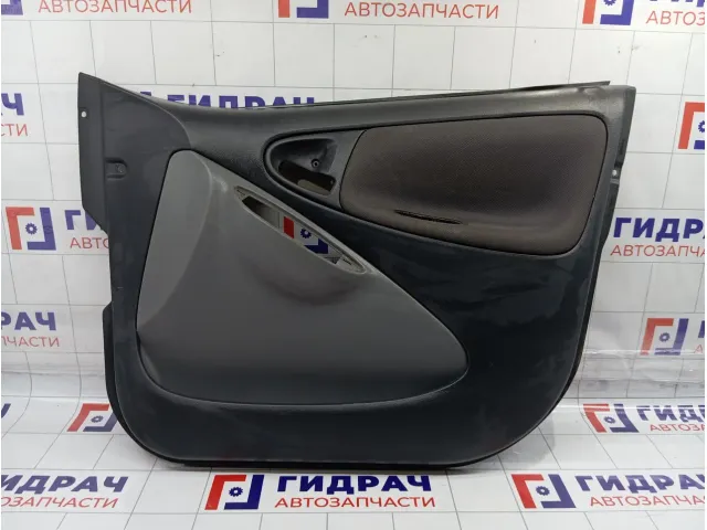 Обшивка двери передней правой Toyota Vitz (XP10) 6761052212B3