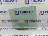 Стекло двери задней левой Toyota Vitz (XP10) 6811452020