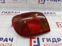 Фонарь задний левый Toyota Vitz (XP10) 8156052260
