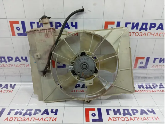 Вентилятор радиатора Toyota Vitz (XP10) 1636121080