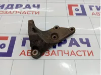 Кронштейн двигателя правый Toyota Vitz (XP10) 1231521030