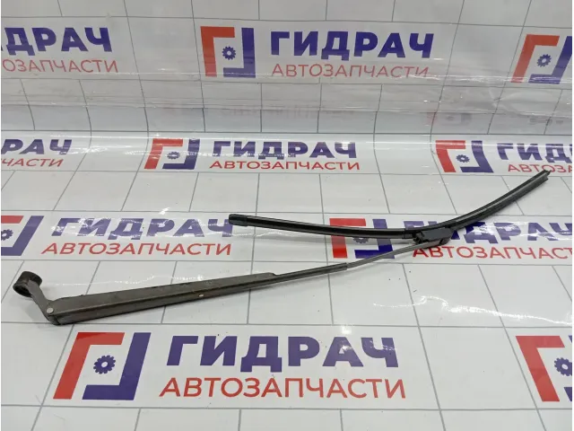 Поводок стеклоочистителя (Поводок дворника) правый Toyota Vitz (XP10) 8521152020