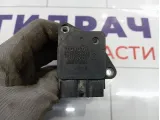 Расходомер воздуха Toyota Vitz (XP10) 2220422010