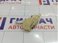 Активатор замка багажника Toyota Vitz (XP10) 6915052011
