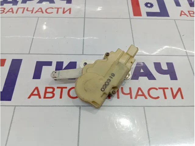 Активатор замка багажника Toyota Vitz (XP10) 6915052011