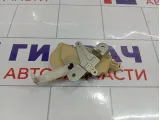 Активатор замка багажника Toyota Vitz (XP10) 6915052011