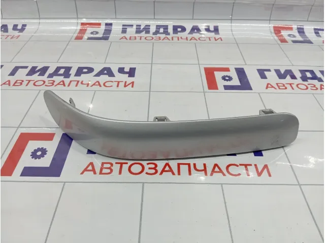 Молдинг бампера передний левый Toyota Vitz (XP10) 5271352060B0