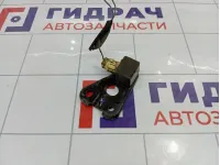 Датчик AIR BAG передний правый Toyota Vitz (XP10) 8917352040