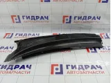 Решетка под лобовое стекло (Жабо) левая Toyota Vitz (XP10) 5578252010