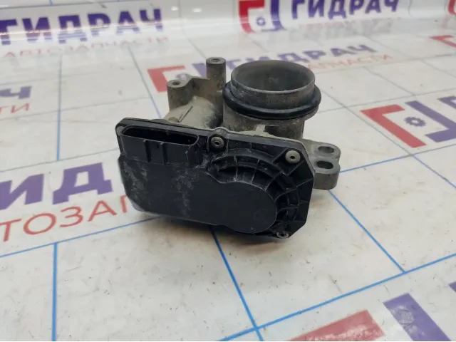 Заслонка дроссельная электрическая Toyota Yaris (XP90) 22030-23010