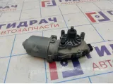 Моторчик стеклоочистителя передний Toyota Yaris (XP90) 85110-0D080