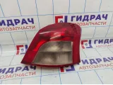 Фонарь задний правый Toyota Yaris (XP90) 81551-0D110