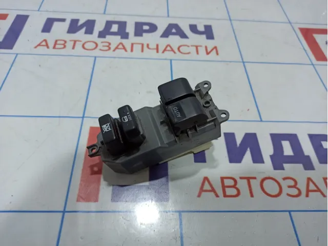 Блок управления стеклоподъемниками Toyota Yaris (XP90) 84820-0D100