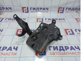 Крепление АКБ Toyota Yaris (XP90) 74410-0D010