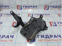 Крепление АКБ Toyota Yaris (XP90) 74410-0D010