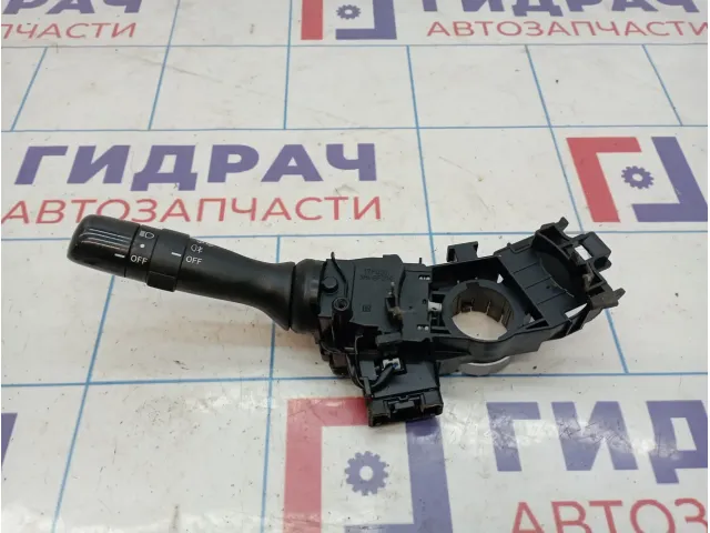 Переключатель поворотов подрулевой Toyota Yaris (XP90) 84140-0D090