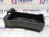 Ящик для инструментов правый Toyota Yaris (XP90) 64995-0D010