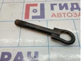 Крюк буксировочный Toyota Yaris (XP90) 51960-47020