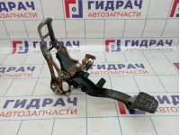 Педаль сцепления Toyota Yaris (XP90) 31311-0D030
