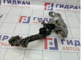 Педаль сцепления Toyota Yaris (XP90) 31311-0D030