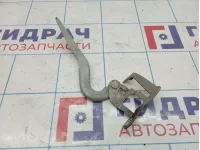 Петля капота левая Toyota Yaris (XP90) 53420-0D120