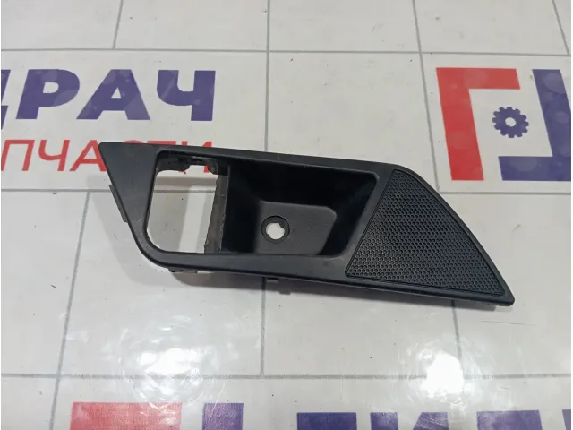 Накладка ручки внутренней левой UAZ Patriot 316396105193