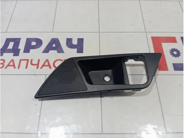 Накладка ручки внутренней правой UAZ Patriot 316396105192