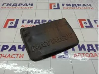 Брызговик передний левый UAZ Patriot 31638404321