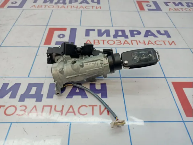 Замок зажигания Volkswagen Golf Plus (Mk5) 1K0905851B.
