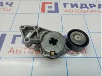 Ролик ручейкового ремня с кронштейном Volkswagen Golf Plus (Mk5) 06A903315F.