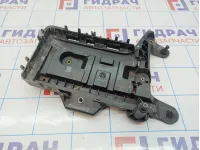 Крепление АКБ Volkswagen Golf Plus (Mk5) 1K0915333H.