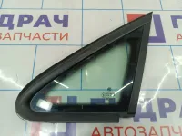 Стекло кузовное глухое левое Volkswagen Golf Plus (Mk5) 5M0845411B.