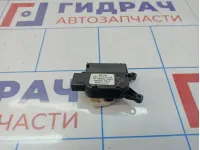 Моторчик заслонки отопителя Volkswagen Golf Plus (Mk5) 3C1907511A.